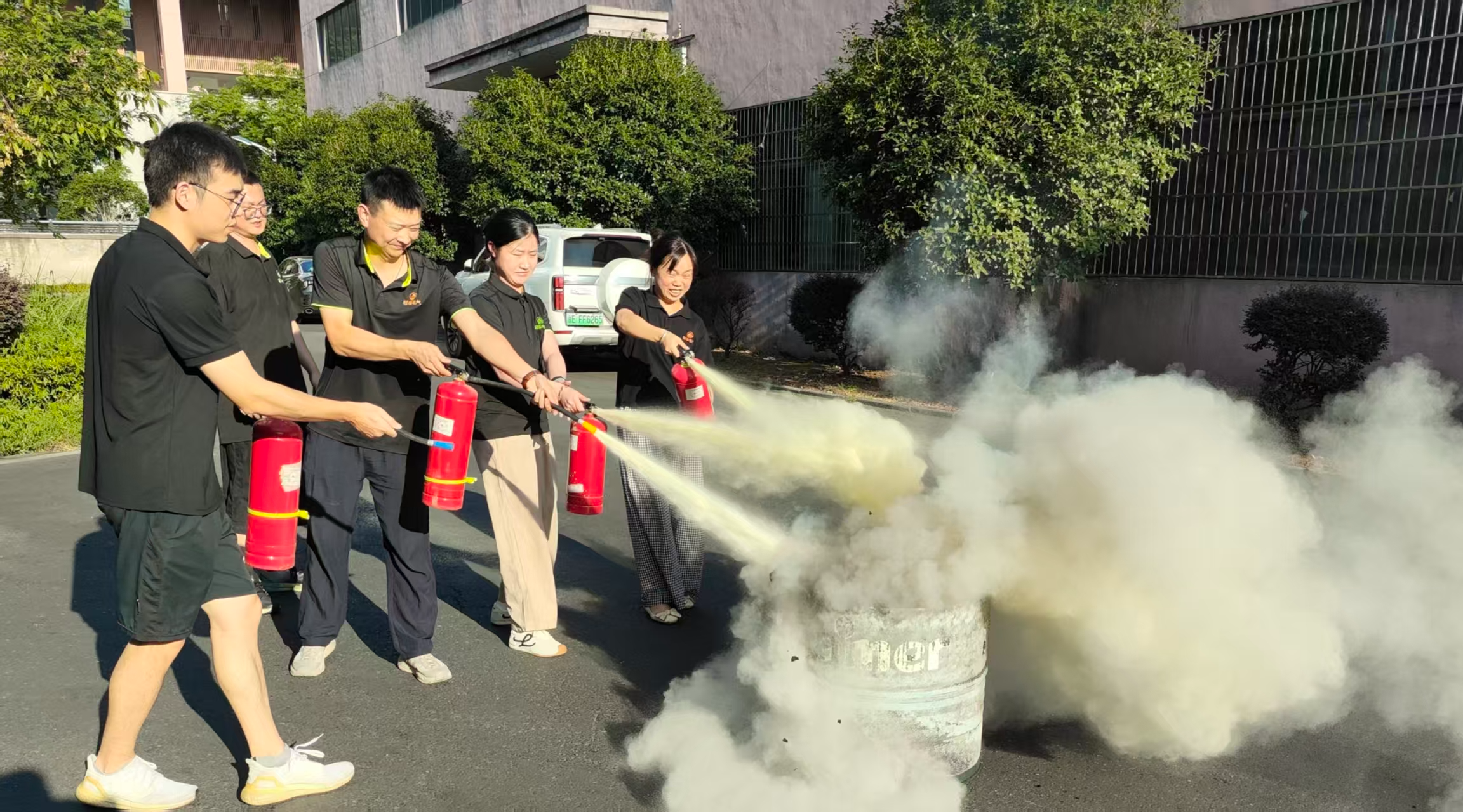 冠华